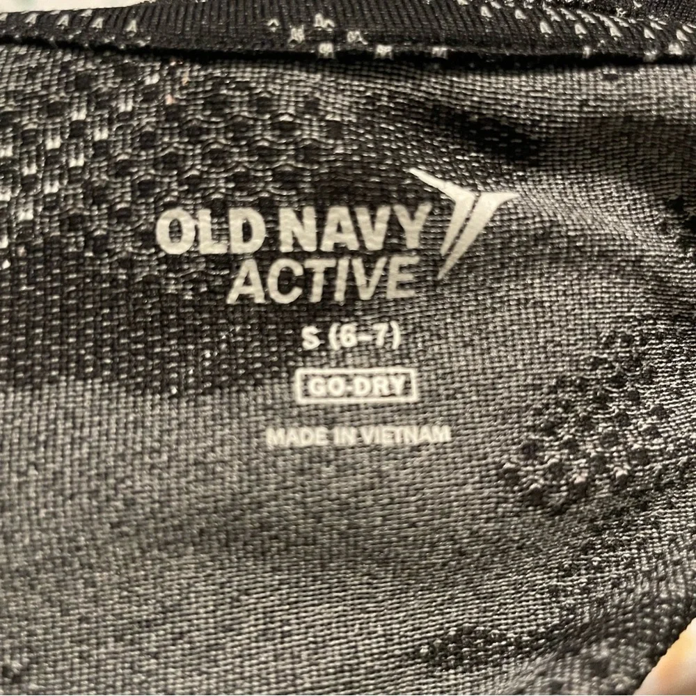 Old Navy Go-Dry Camo Long-Sleeve Performance Basketball Tee